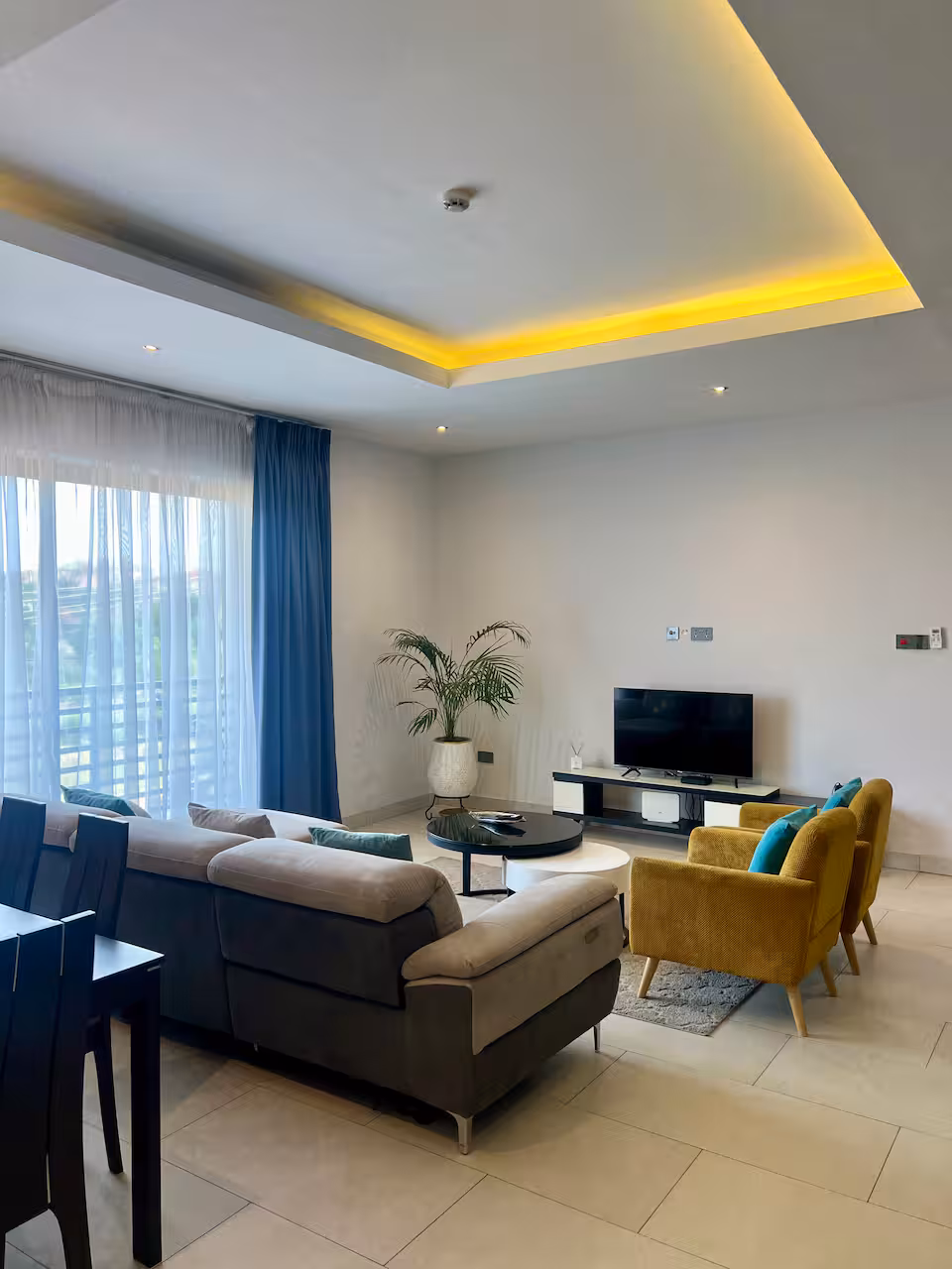 Great Apartment in Airport Residential thumbnail 3