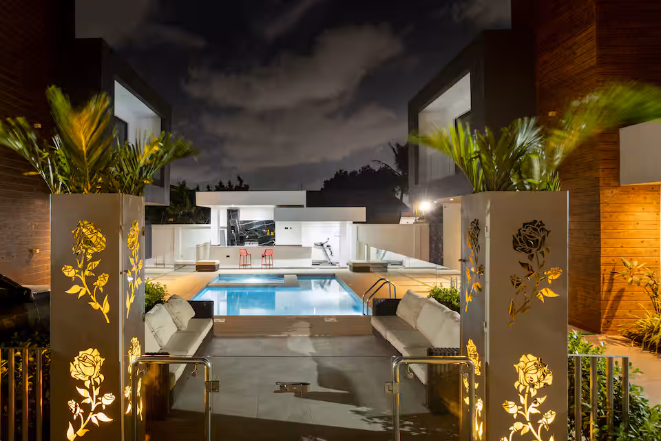 3-Bedroom House in Labone thumbnail 3