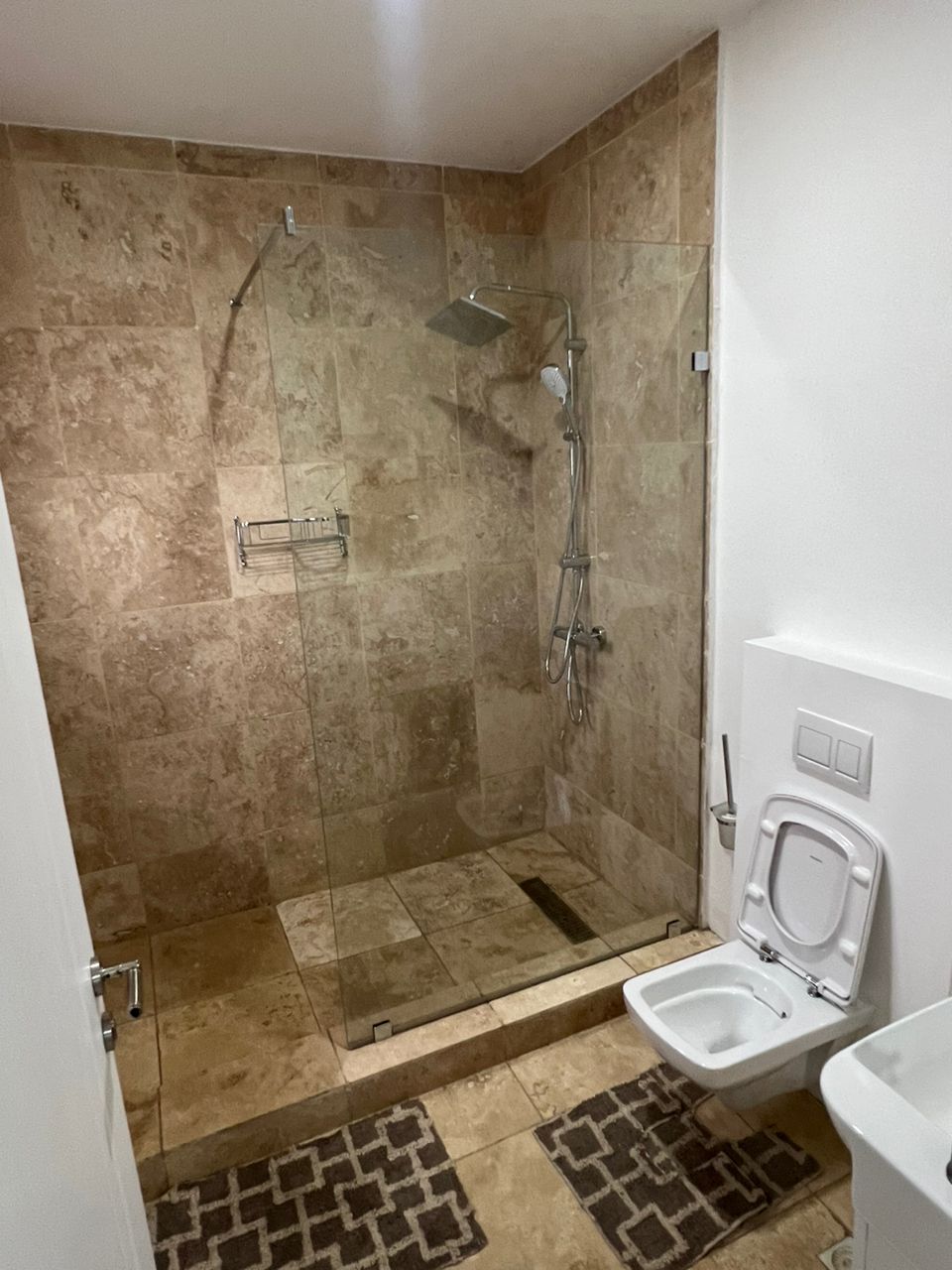 1 Bedroom Furnished Apartment thumbnail 7