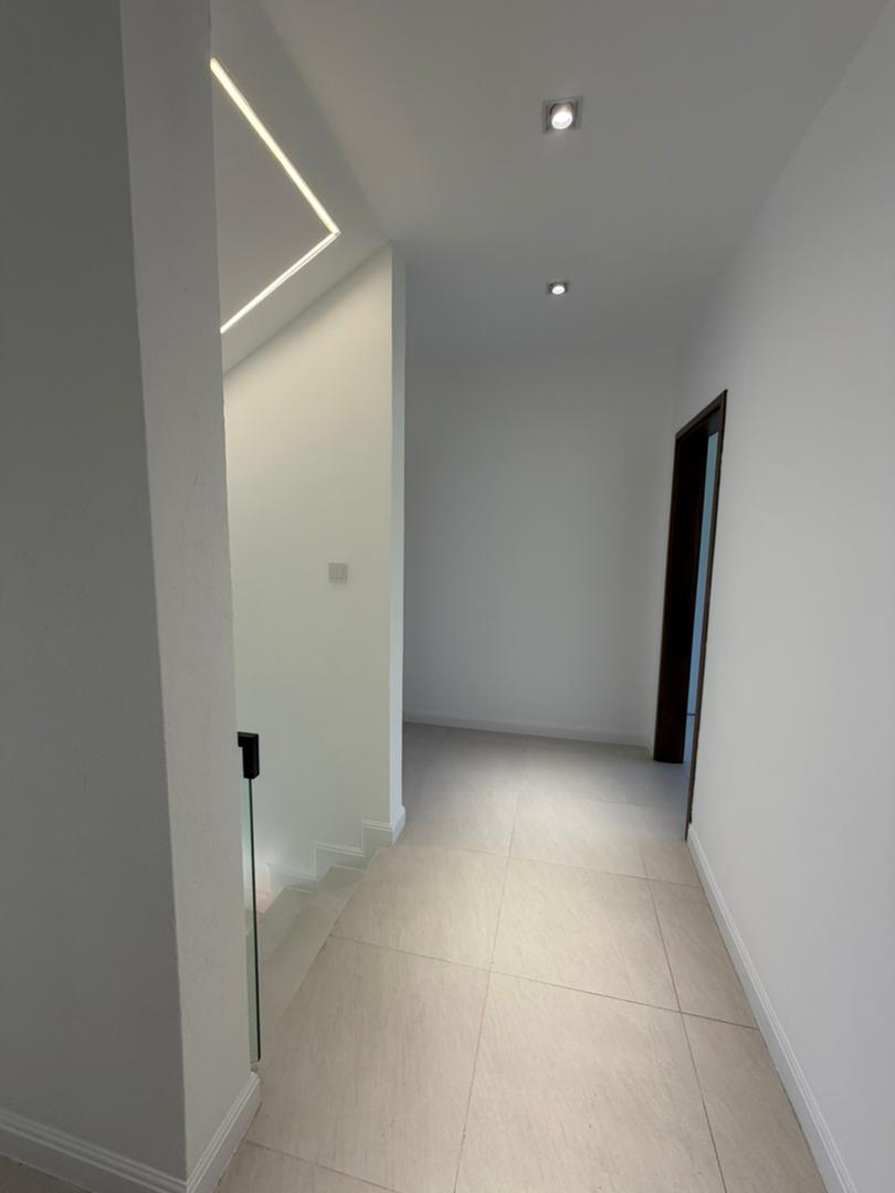 4 BEDS +BQ TOWNHOMES thumbnail 15