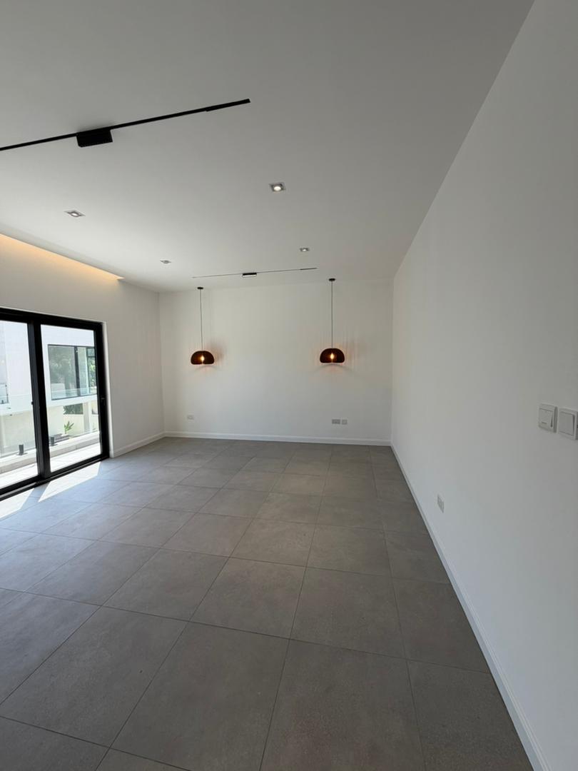 4 BEDS +BQ TOWNHOMES thumbnail 19