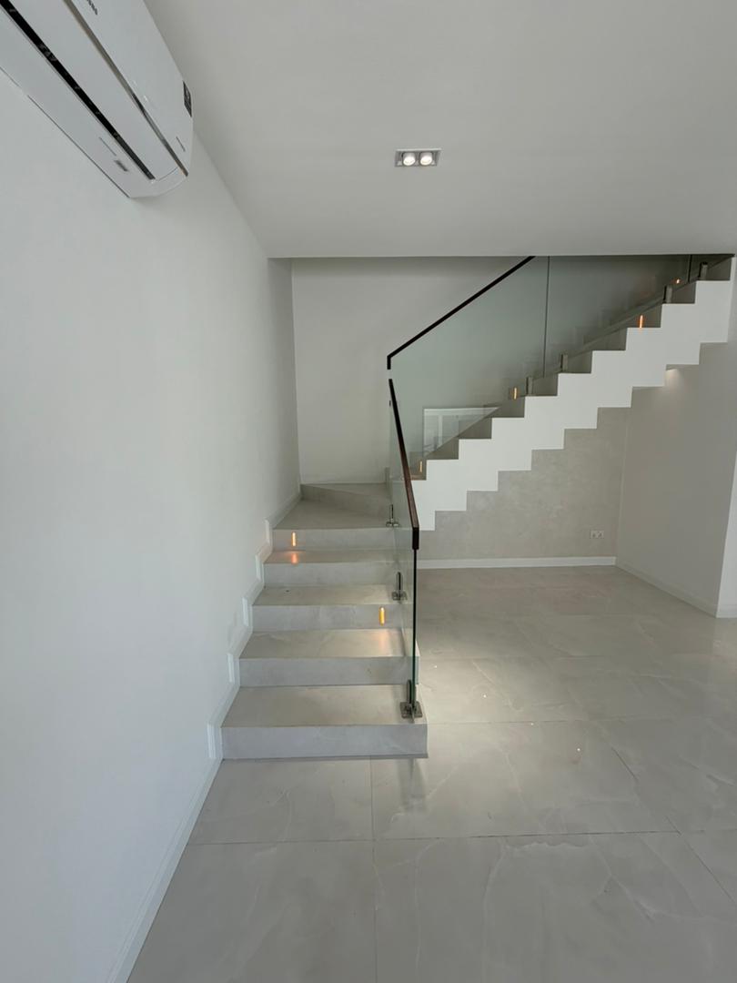 4 BEDS +BQ TOWNHOMES thumbnail 22