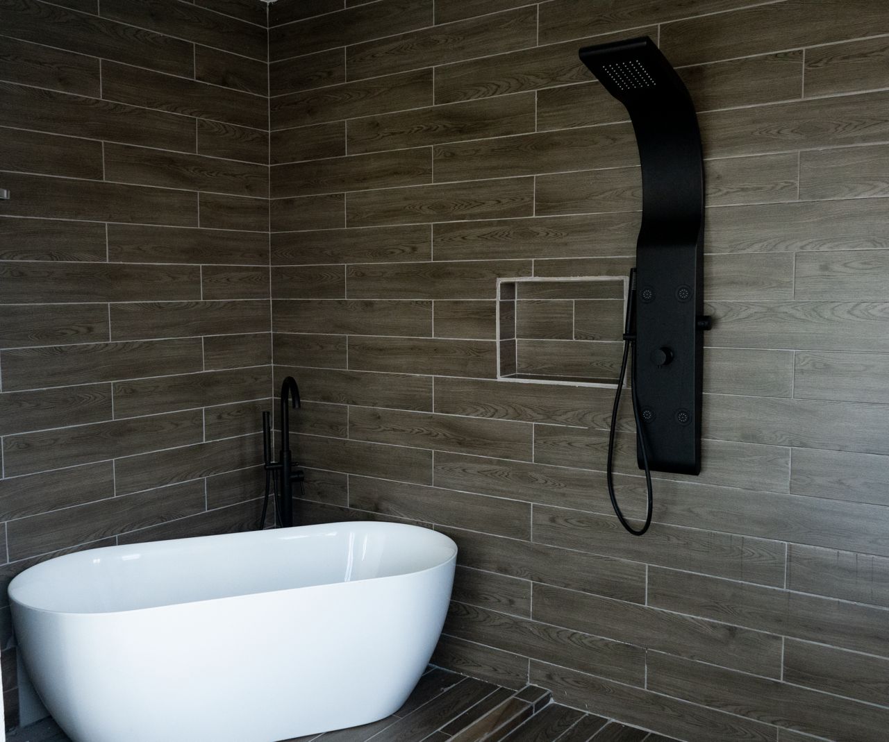 3-Bedroom Detached House in East Legon Hills thumbnail 5