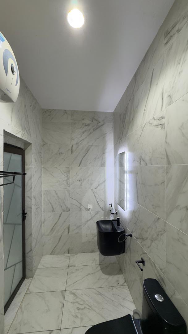 4 Bedroom House for Sale - Lakeside Estate thumbnail 9