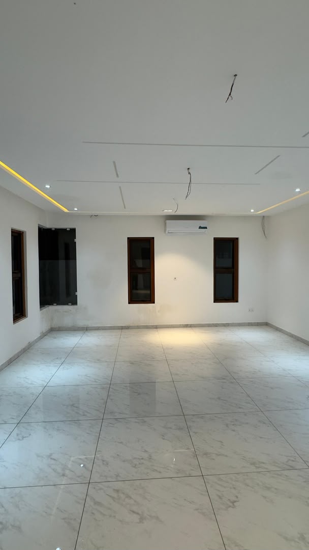 4 Bedroom House for Sale - Lakeside Estate thumbnail 12