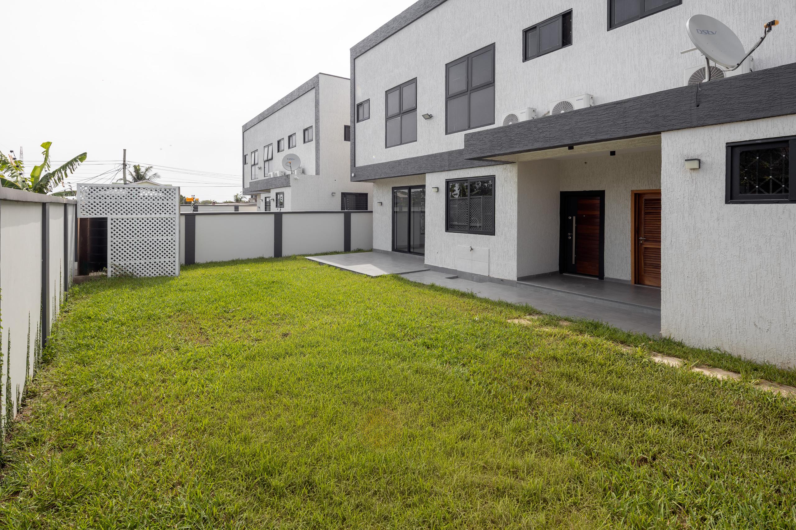 4-Bedroom house for sale in Teshie thumbnail 7