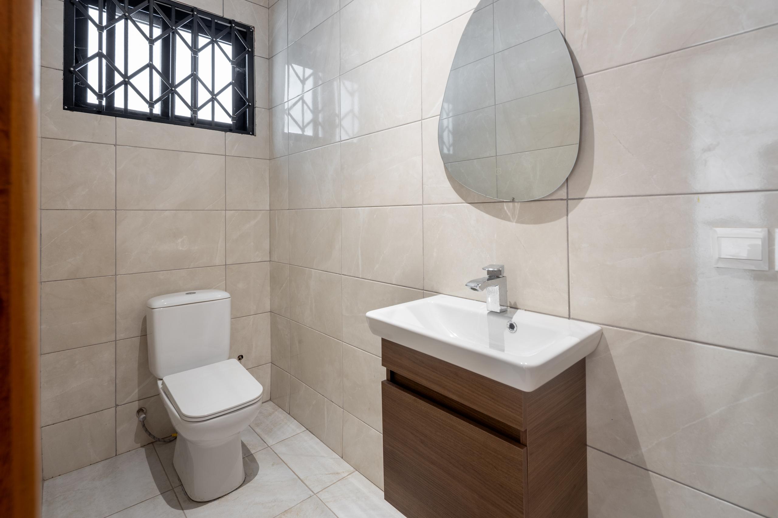 4-Bedroom house for sale in Teshie thumbnail 8