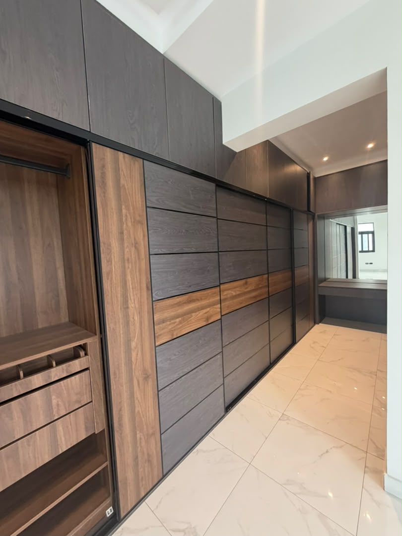 LUXURY TOWNHOUSE /STANDALONE FOR RENT thumbnail 3
