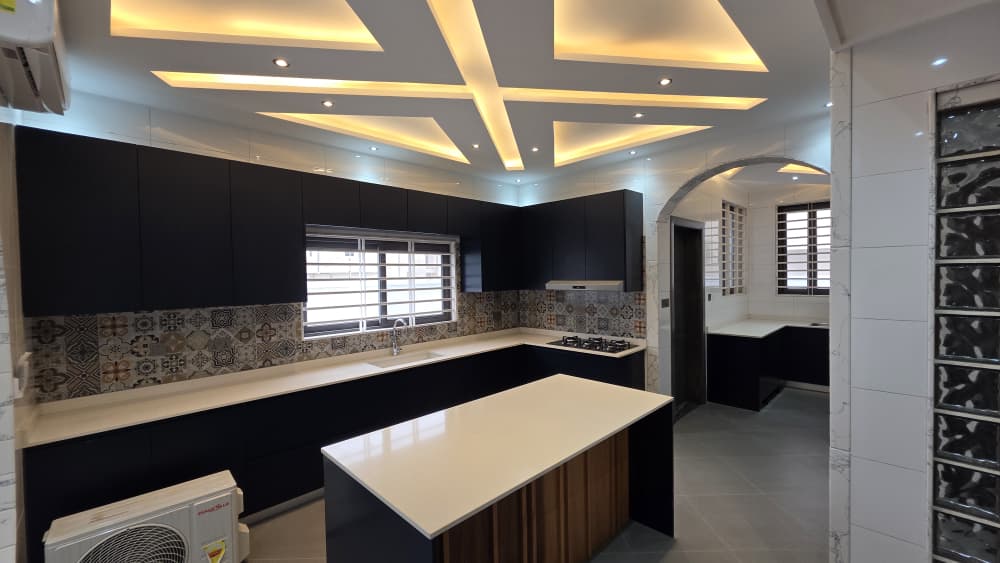 5 Bedroom House with pool and boys quarters for sale at East legon Adjringano thumbnail 2