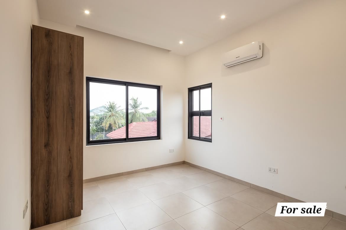 4 Bedroom House with boys quarters for sale at spintex thumbnail 6