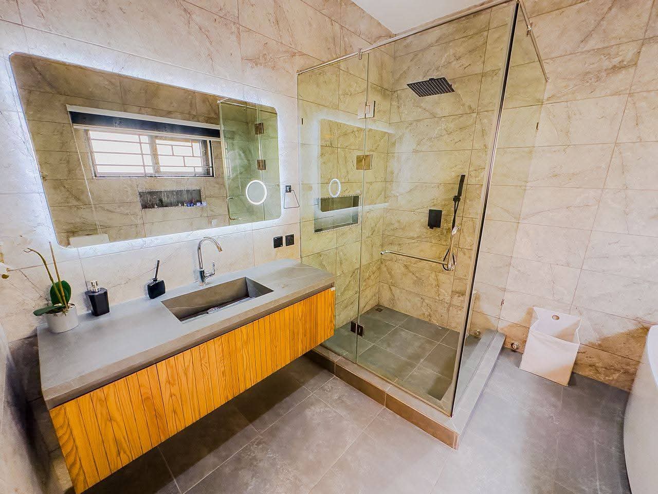 3-bedroom luxury residence in the prestigious East Legon ARS thumbnail 8