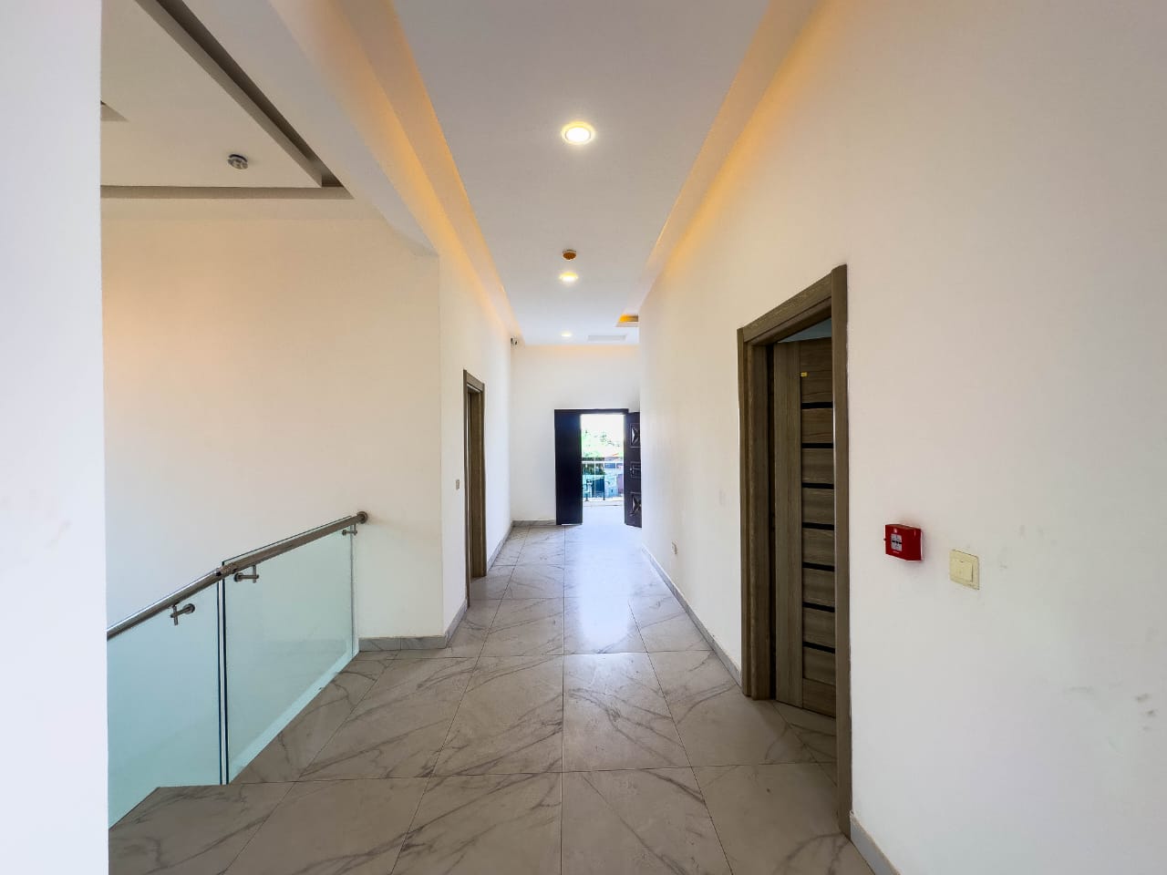 LUXURY 4-BEDROOM HOME + STAFF QUARTERS  – NMAI DZORN, ACCRA thumbnail 2