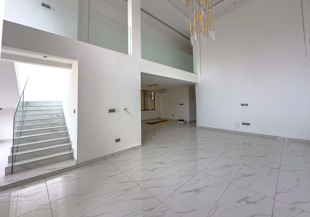 EXECUTIVE 4-BEDROOM HOME + STAFF QUARTERS – EAST LEGON OGBOJO thumbnail 4