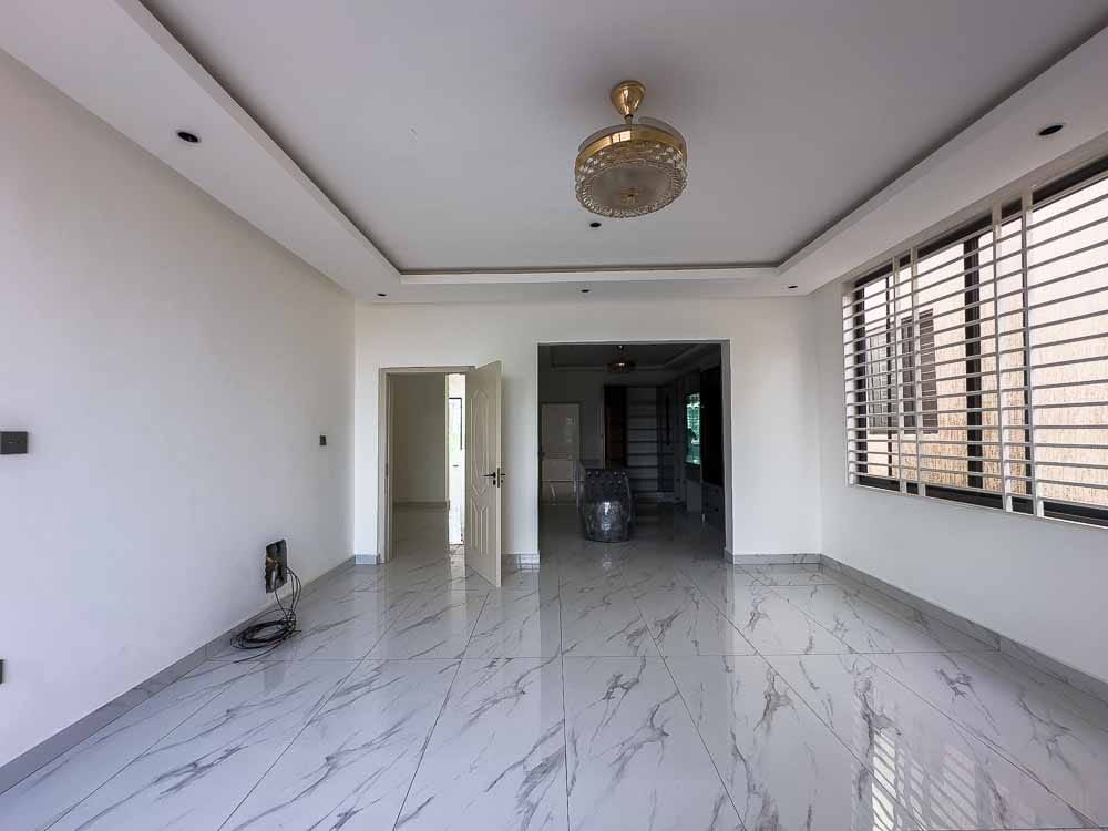 EXECUTIVE 4-BEDROOM HOME + STAFF QUARTERS – EAST LEGON OGBOJO thumbnail 13